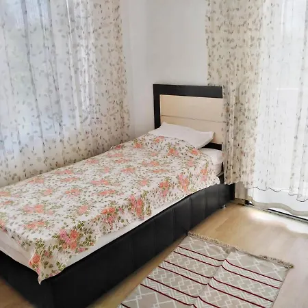 Beautiful 3 Bedroom Garden In Kundu-antalya Villa Antalia